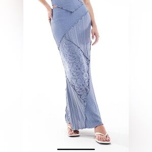 asos miss selfridge mixed texture fluted maxi skirt size US 2 NEVER WORN